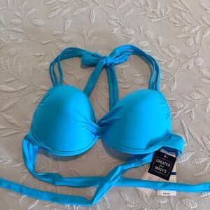 Cute NWT swim top.   Size xl, but fits like a large